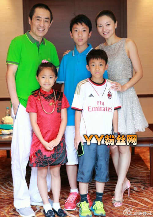 陈婷和张艺谋结婚照