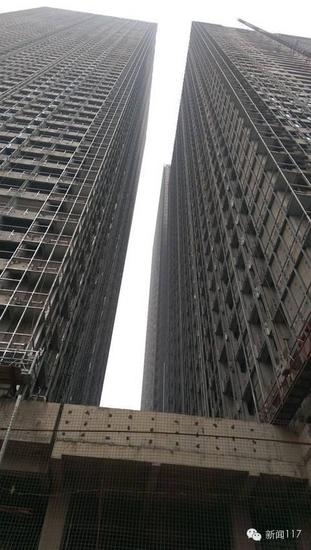 2149532563-4.jpg